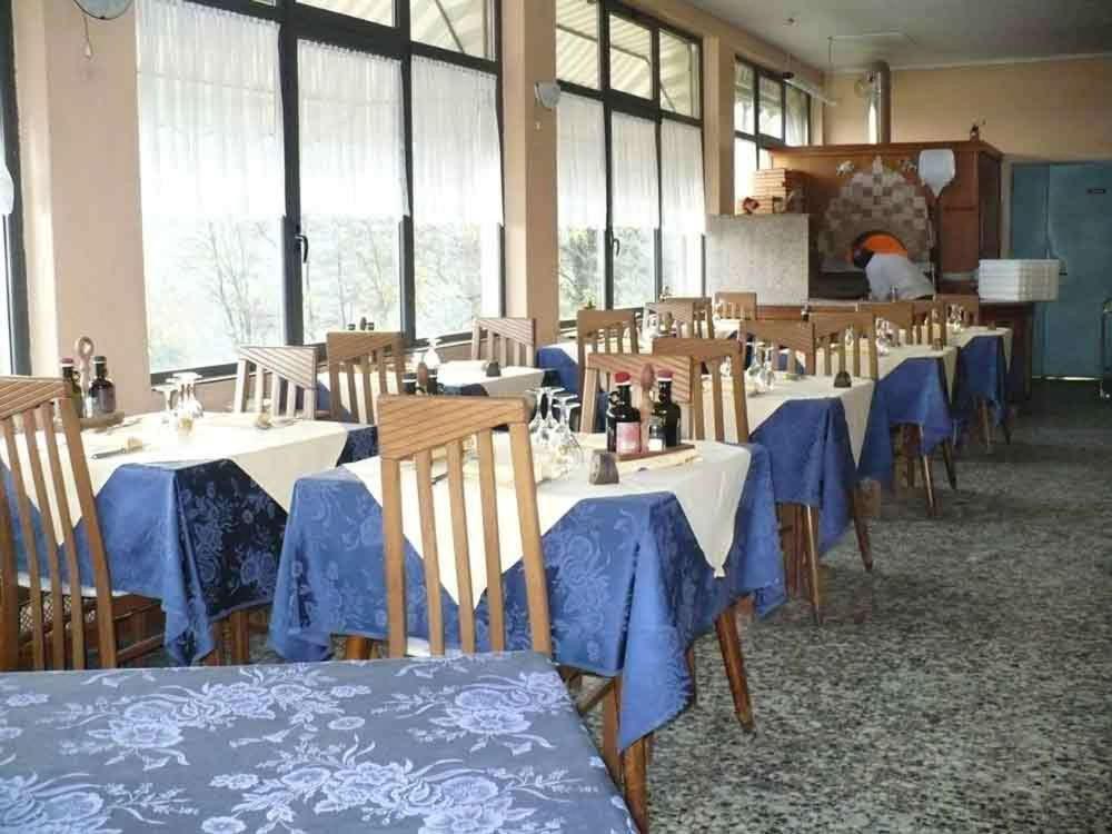 Hotel Olivi Salò Exterior foto