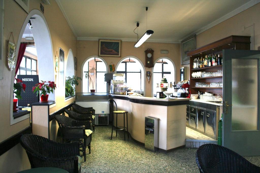 Hotel Olivi Salò Quarto foto